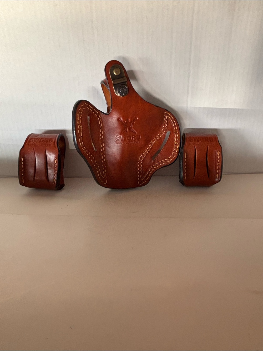 SWORD Handmade Holster For Smith Wesson 357 2 and 2- 2,5 inch OWB - Picture 6 of 8